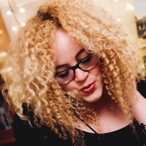 women blonde curly hair